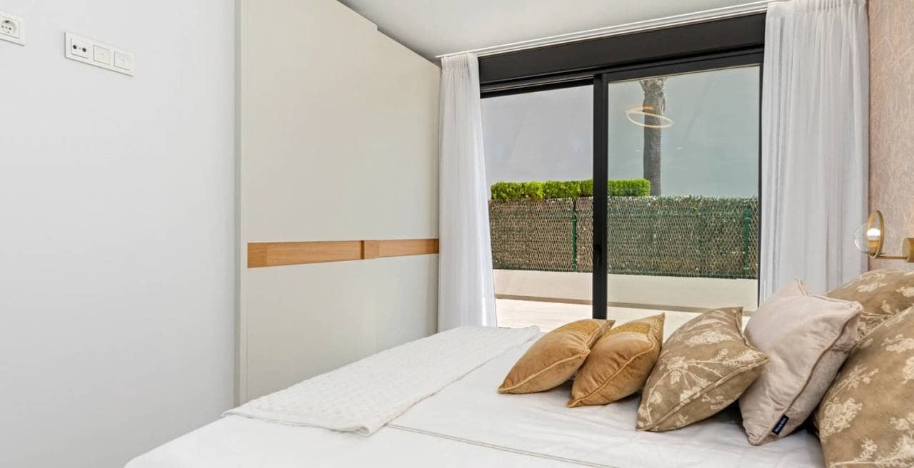 3 bedroom Villa for sale in Campoamor with pool - € 975,000 (Ref: 8299183)