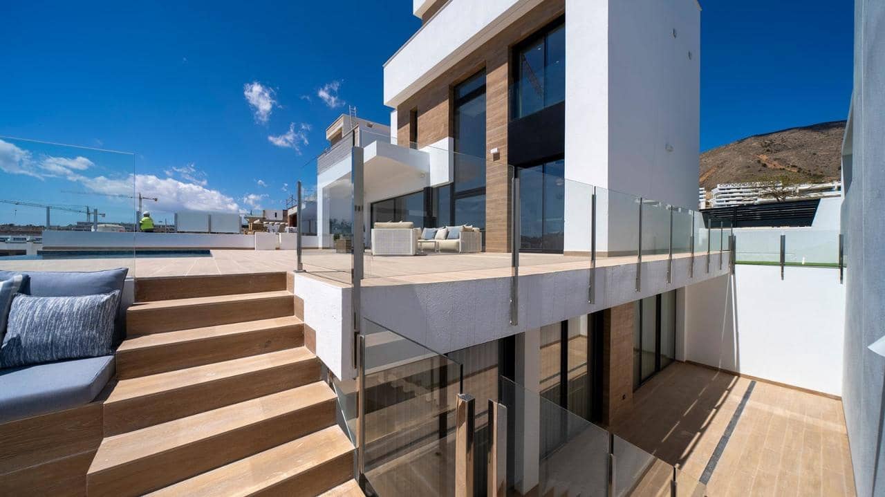 4 sypialnia Willa na sprzedaż w Finestrat z basenem - 1 400 000 € (Ref: 8300857)