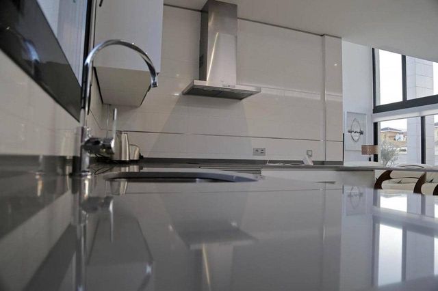 Chalet de 3 habitaciones en Dehesa de Campoamor, Orihuela en venta con piscina - 995.000 € (Ref: 8301328)