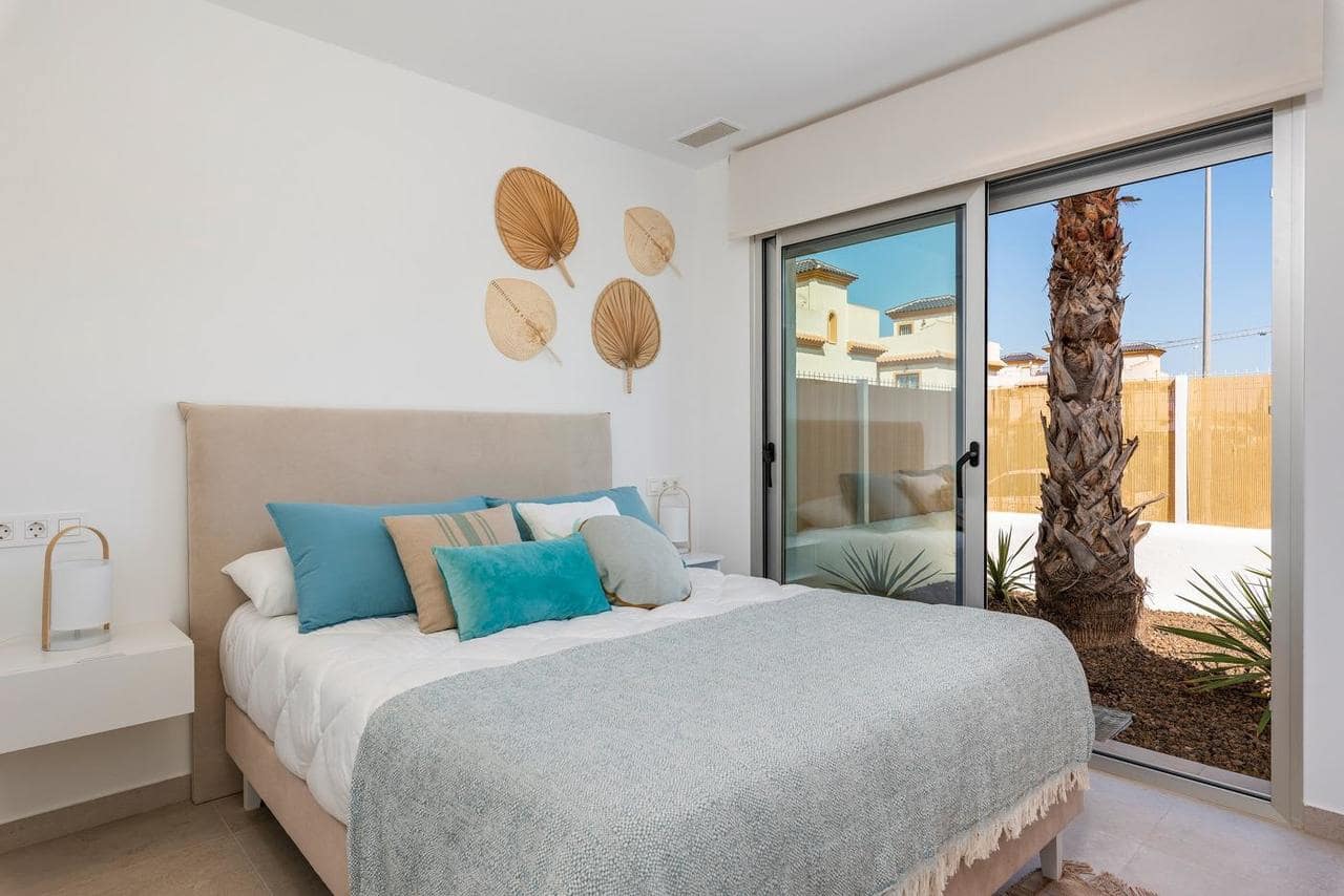 3 soverom Villa til salgs i Los Alcazares med svømmebasseng - € 449 900 (Ref: 8319212)