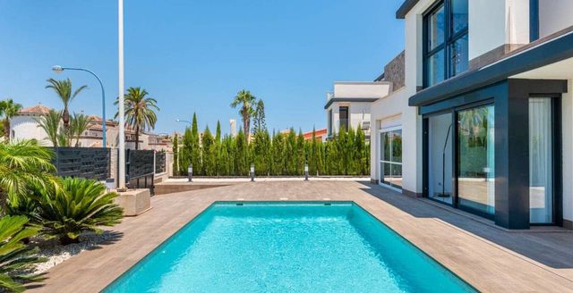 3 chambre Villa/Maison à vendre à Playa Honda, Carthagène avec piscine - 495 950 € (Ref: 8319412)