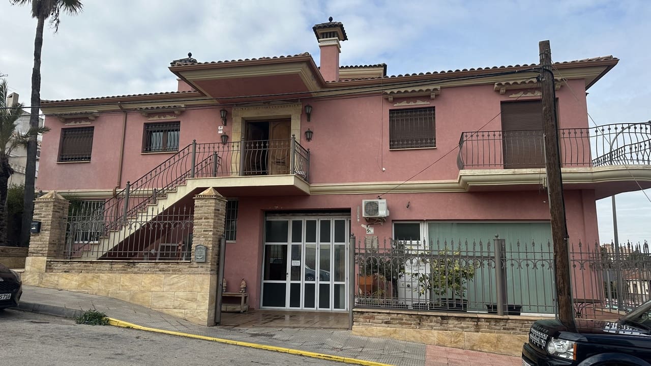 Erhverv til salg i San Miguel de Salinas - € 500.000 (Ref: 8325016)