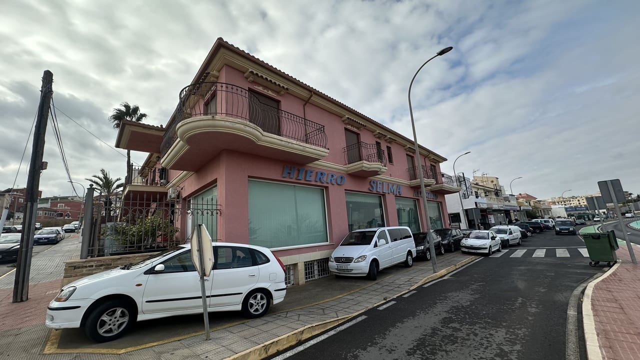 Erhverv til salg i San Miguel de Salinas - € 500.000 (Ref: 8325016)