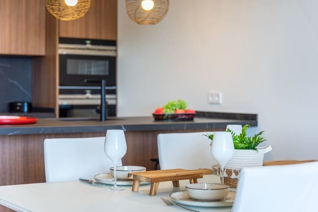 Apartamento de 2 habitaciones en Las Colinas Golf, Orihuela en venta - 415.000 € (Ref: 8329215)