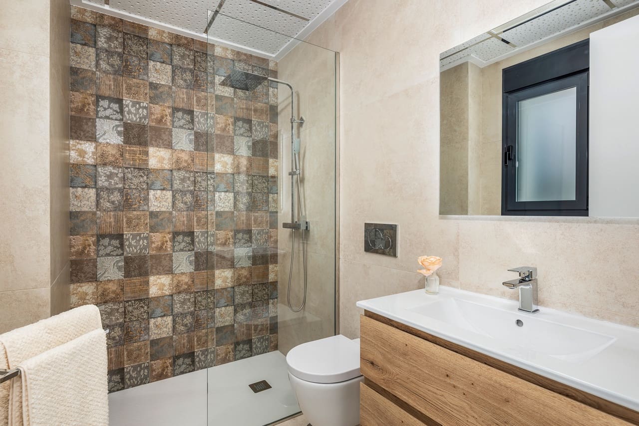 3 soveværelse Villa til salg i Cabo Roig med swimmingpool - € 479.999 (Ref: 8332373)