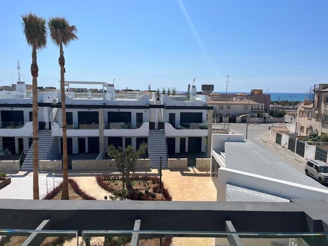 2 makuuhuone Kattohuoneisto myytävänä paikassa Punta Prima, Torrevieja mukana uima-altaan 
autotalli - 309 000 € (Ref: 8338388)