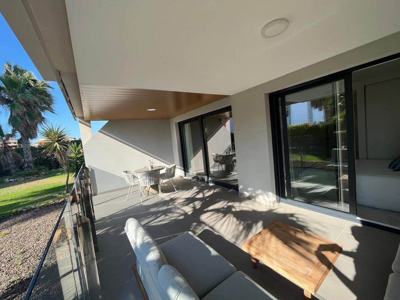 2 bedroom Apartment for sale in Punta Prima with pool garage - € 324,000 (Ref: 8341863)