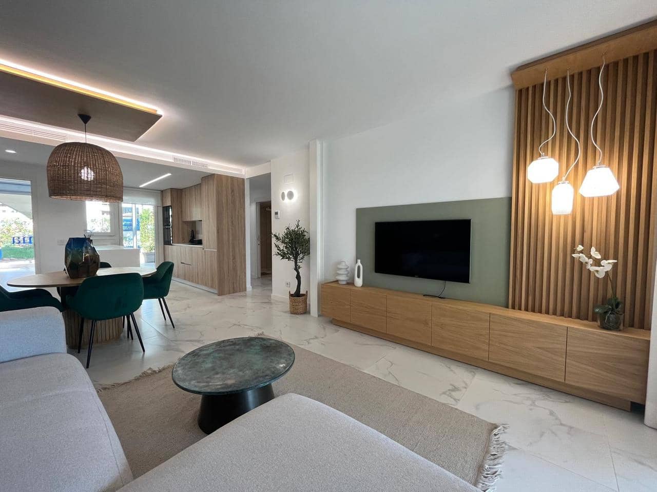 2 bedroom Apartment for sale in Punta Prima with pool garage - € 324,000 (Ref: 8341863)