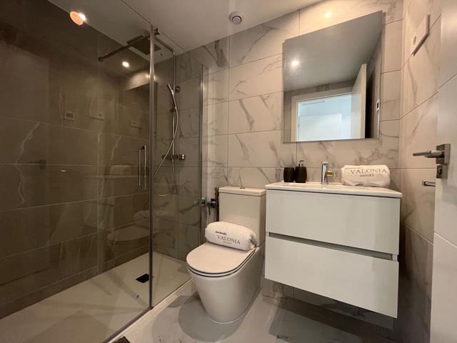 2 bedroom Apartment for sale in Punta Prima, Torrevieja with pool garage - € 324,000 (Ref: 8341863)