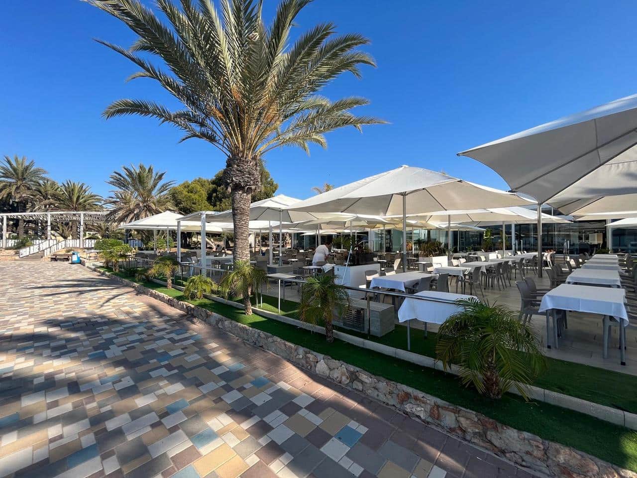 2 bedroom Apartment for sale in Punta Prima with pool garage - € 324,000 (Ref: 8341863)