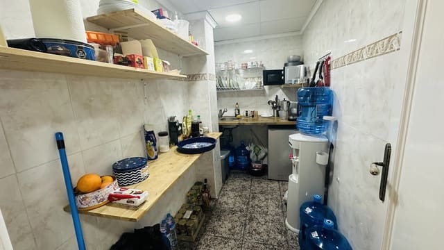 Commercieel te koop in El Molino, Torrevieja - € 260.000 (Ref: 8360918)