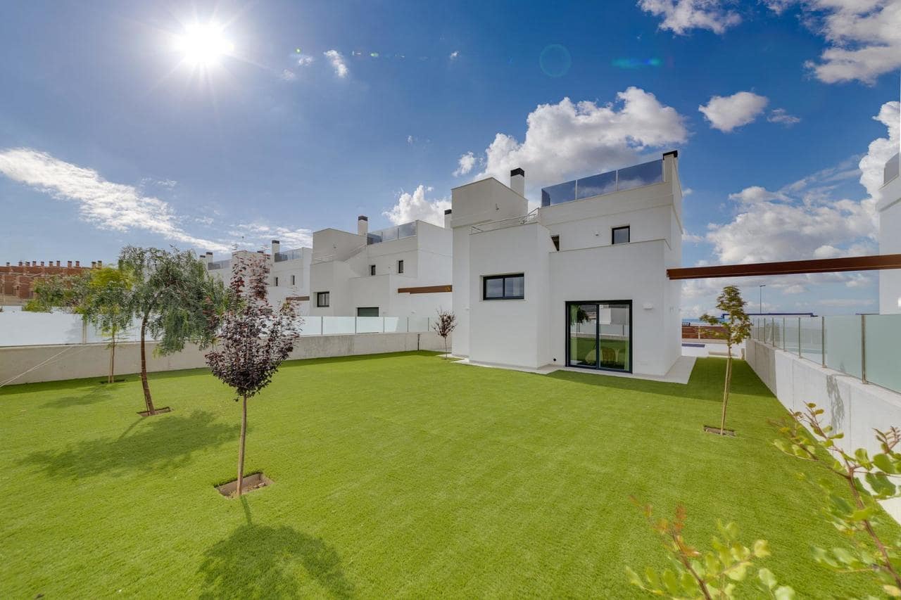 Chalet de 3 habitaciones en Muchamiel / Mutxamel en venta con piscina - 450.000 € (Ref: 8413438)
