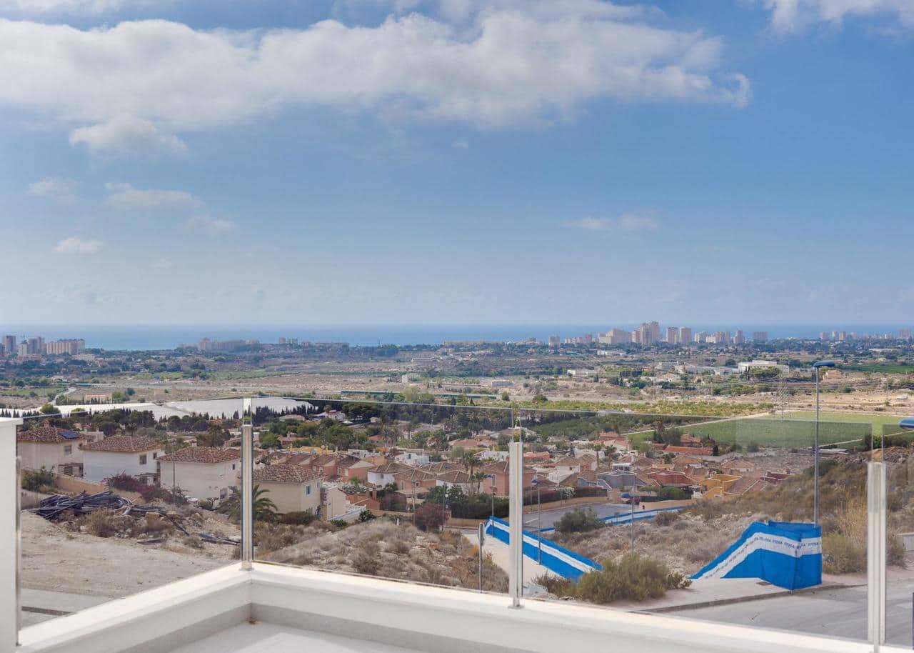 Chalet de 3 habitaciones en Muchamiel / Mutxamel en venta con piscina - 450.000 € (Ref: 8413438)