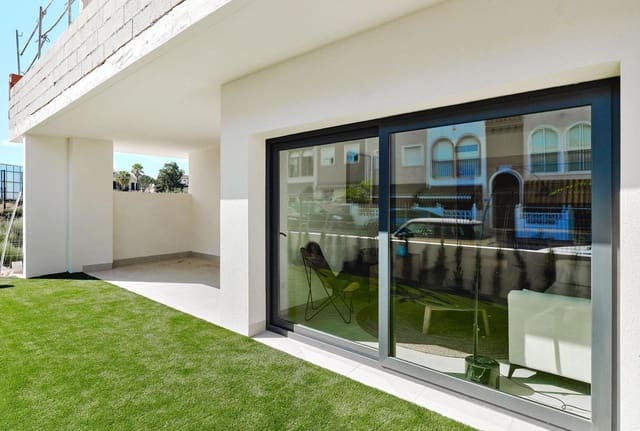 2 makuuhuone Huvila myytävänä paikassa El Molino, Torrevieja mukana uima-altaan - 330 000 € (Ref: 8415248)