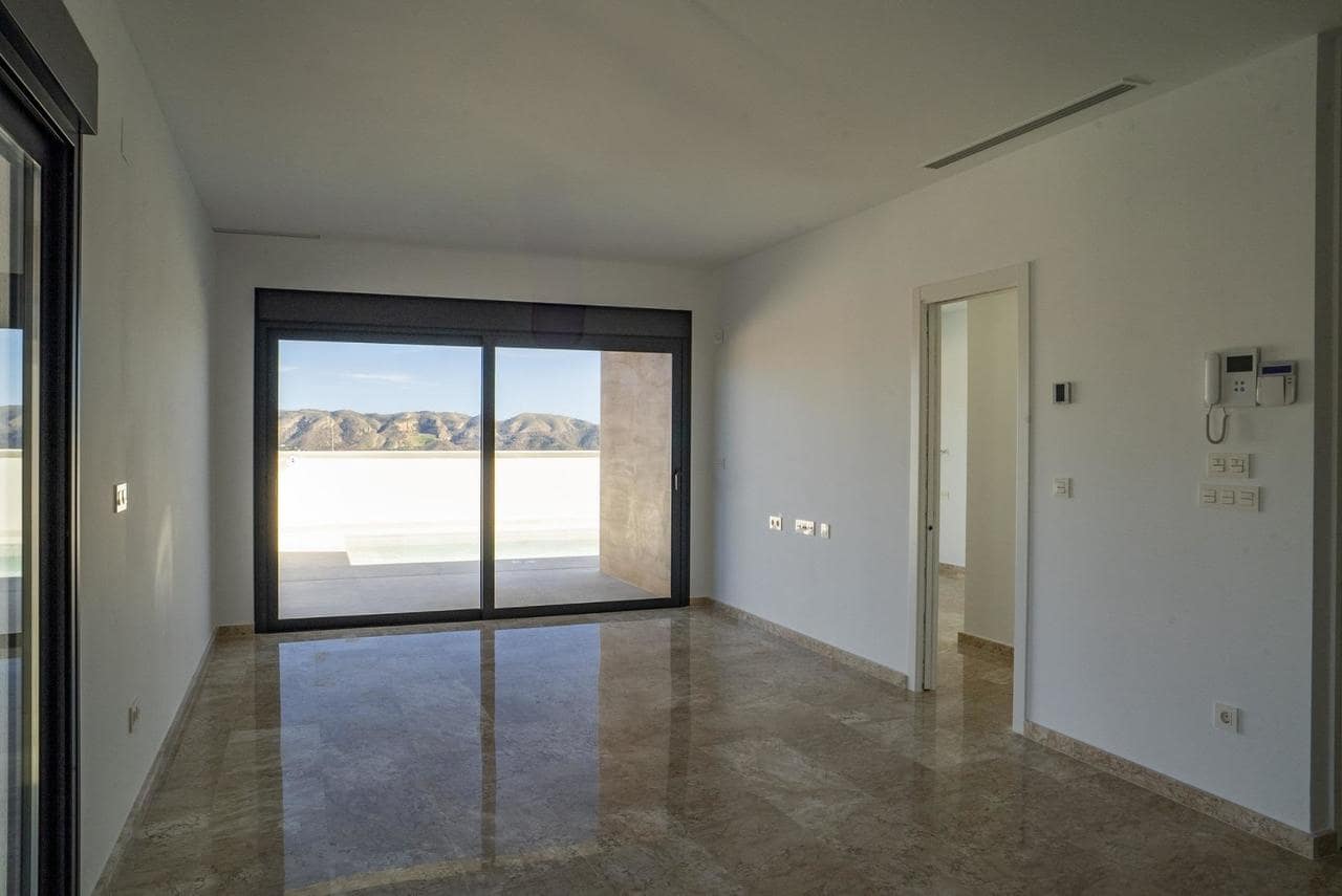 3 Zimmer Villa zu verkaufen in La Nucia mit Pool - 600.000 € (Ref: 8415277)