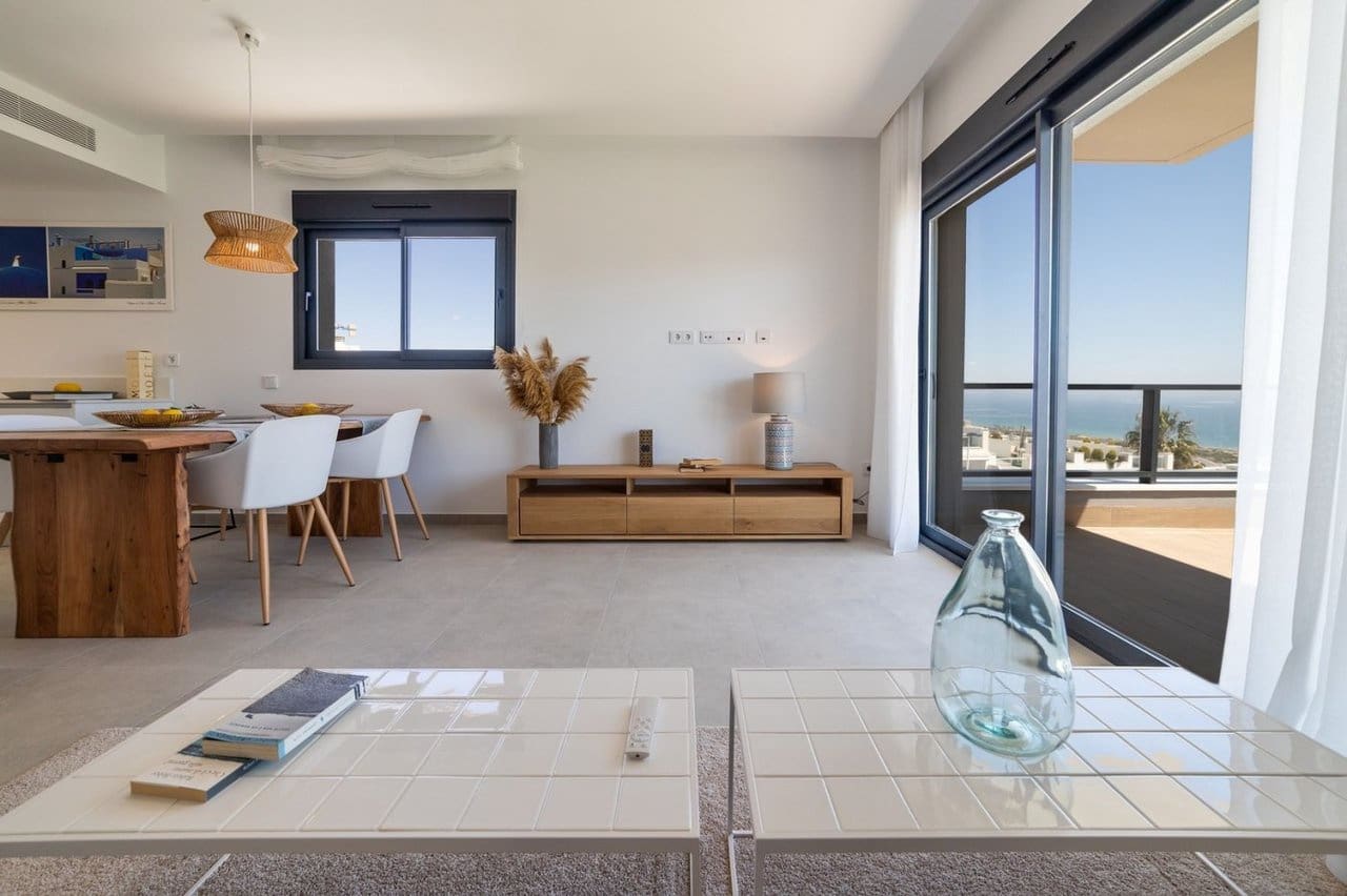 3 makuuhuone Huoneisto myytävänä paikassa Santa Pola mukana uima-altaan - 380 000 € (Ref: 8415347)