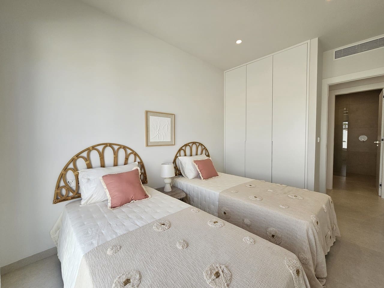 4 soverom Villa til salgs i Los Alcazares med svømmebasseng - € 449 000 (Ref: 8479655)