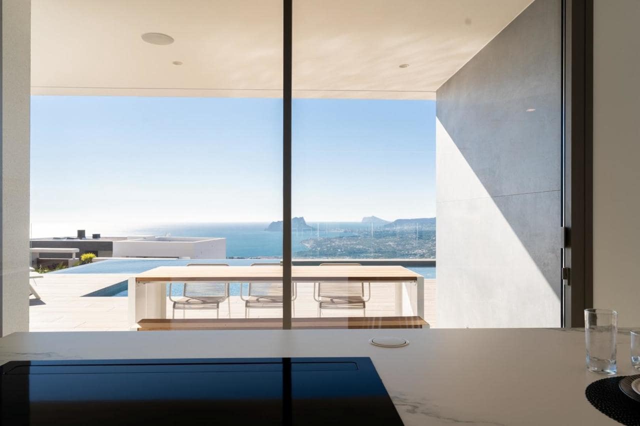 4 bedroom Villa for sale in Benitachell / Benitatxell with pool garage - € 2,950,000 (Ref: 8486600)