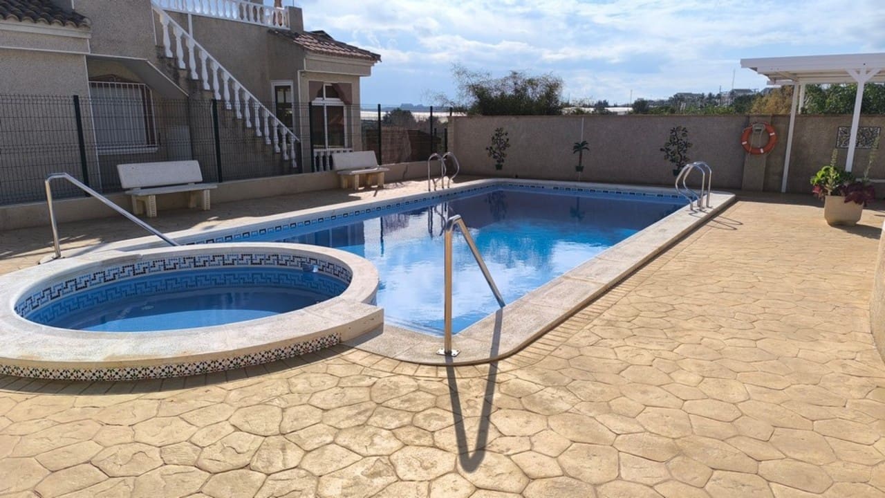 3 quarto Moradia para venda em Algorfa com piscina - 198 000 € (Ref: 8514641)