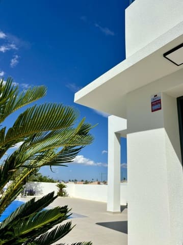 3 soveværelse Villa til salg i Benijófar med swimmingpool - € 478.732 (Ref: 8589789)