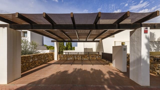 3 slaapkamer Villa te koop in Las Colinas Golf, Orihuela met zwembad garage - € 595.000 (Ref: 8594272)