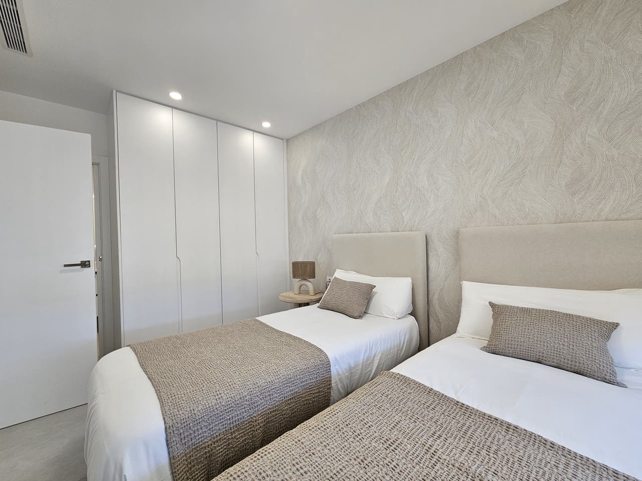 3 slaapkamer Villa te koop in Dehesa de Campoamor met zwembad - € 488.000 (Ref: 8602164)