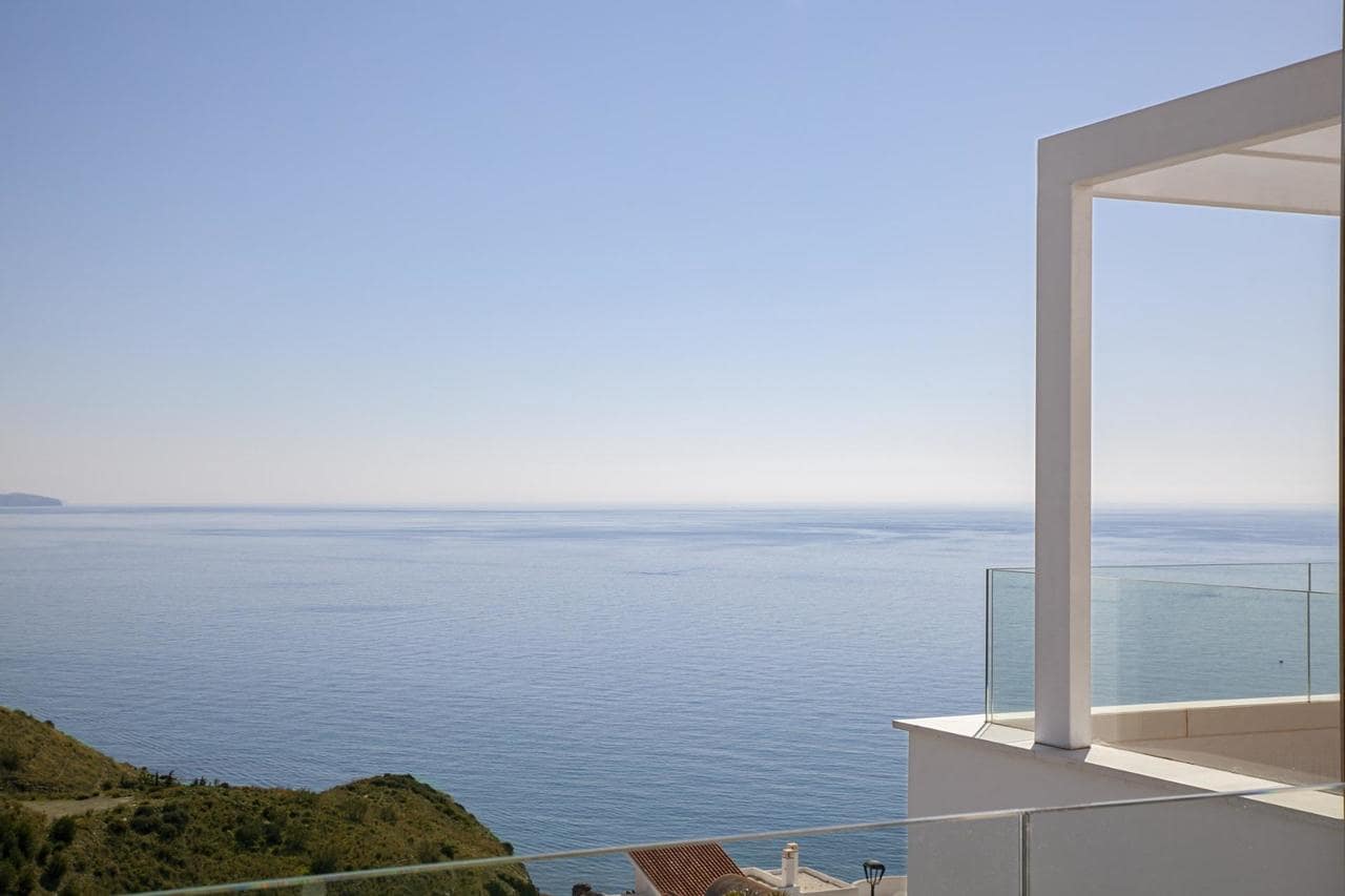 3 quarto Penthouse para venda em Torrox-Costa com piscina - 480 000 € (Ref: 8609522)
