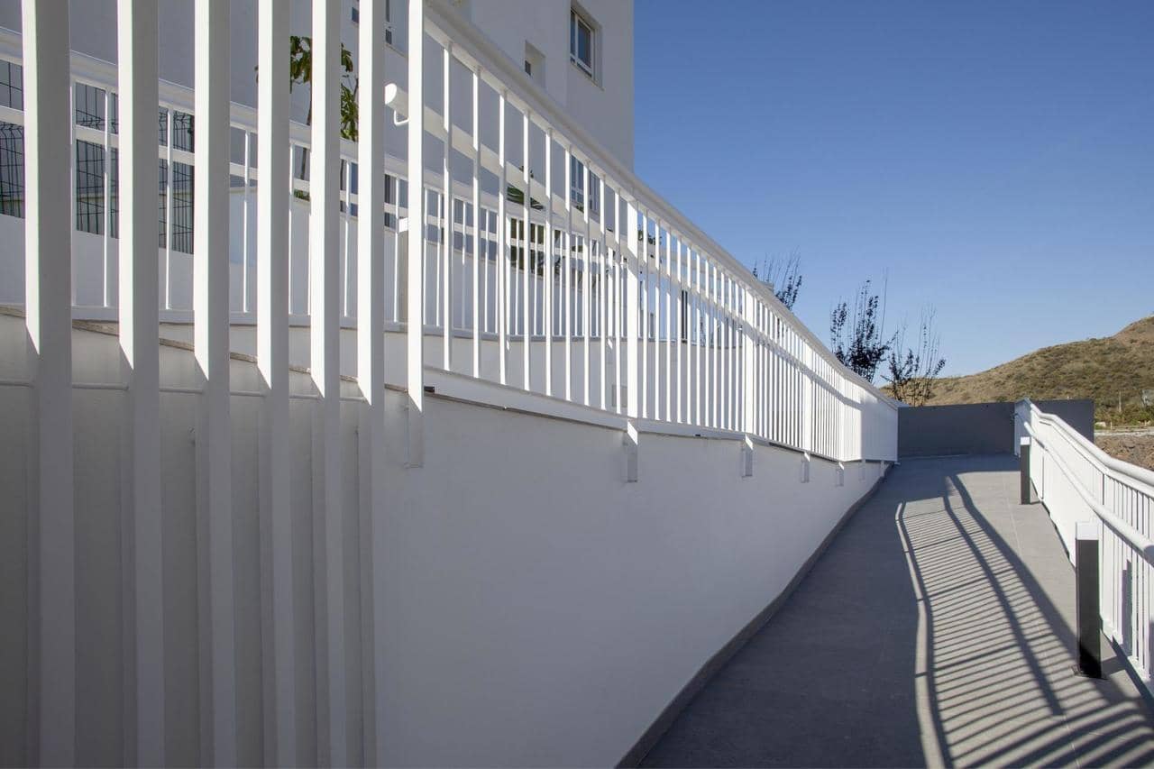 3 quarto Penthouse para venda em Torrox-Costa com piscina - 480 000 € (Ref: 8609522)