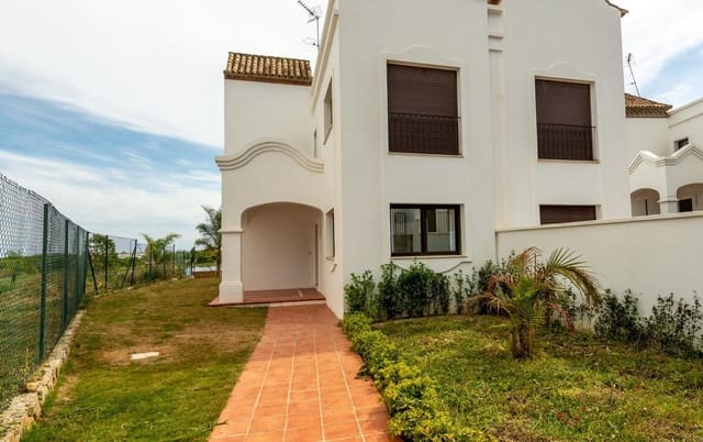 3 soverom Villa til salgs i Parque Central, Estepona med svømmebasseng - € 657 750 (Ref: 8611668)