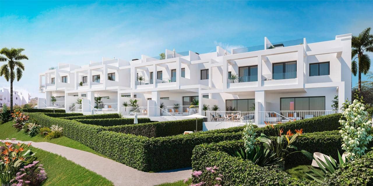 3 soveværelse Byhus til salg i Manilva med swimmingpool - € 562.750 (Ref: 8612950)