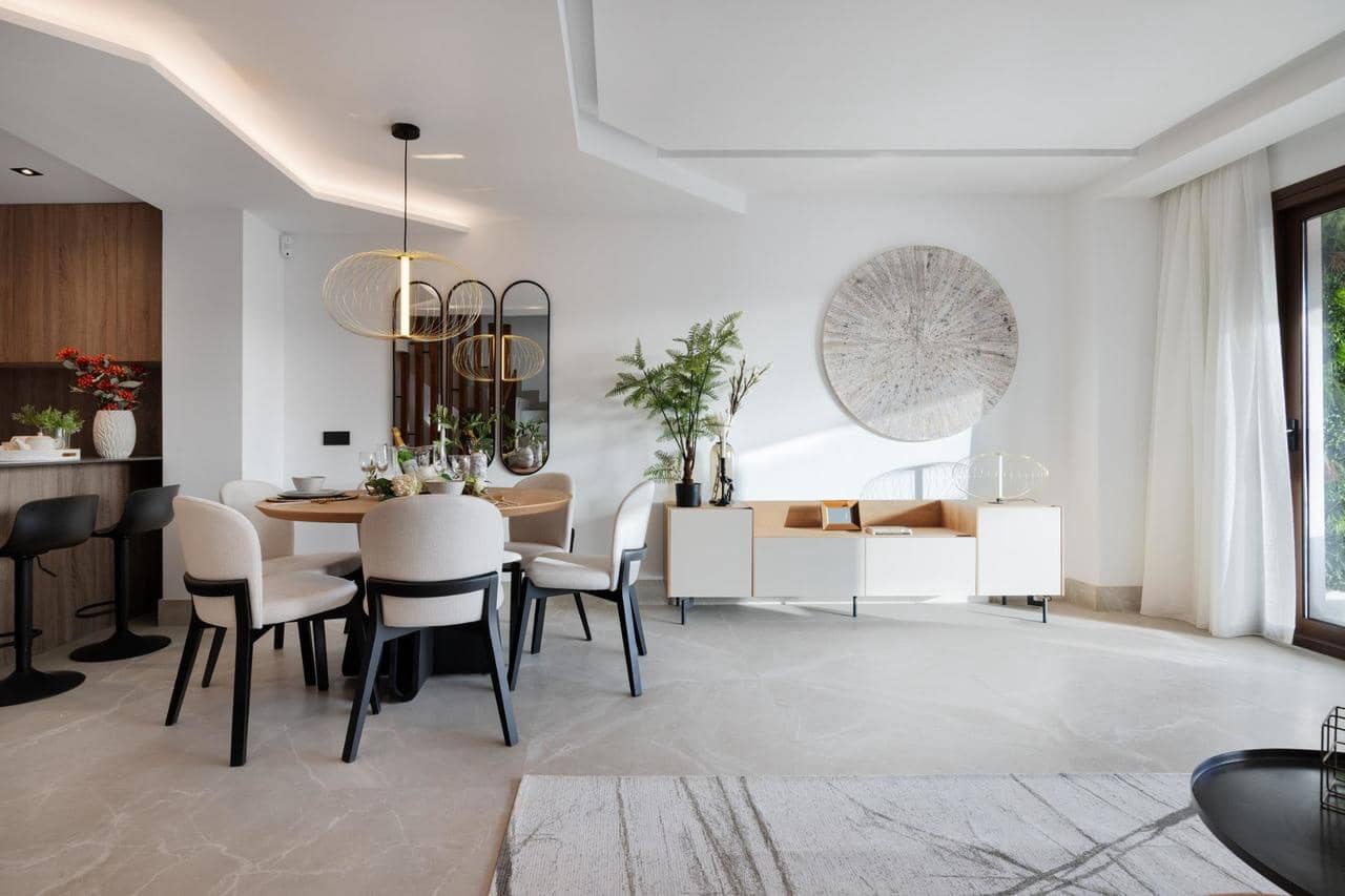 3 quarto Casa em Banda para venda em Istan com piscina - 625 000 € (Ref: 8613013)