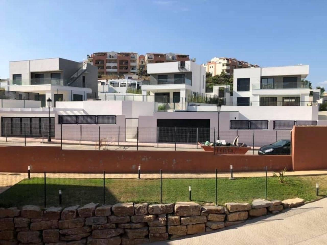 4 soverom Villa til salgs i Manilva med svømmebasseng - € 780 000 (Ref: 8613025)