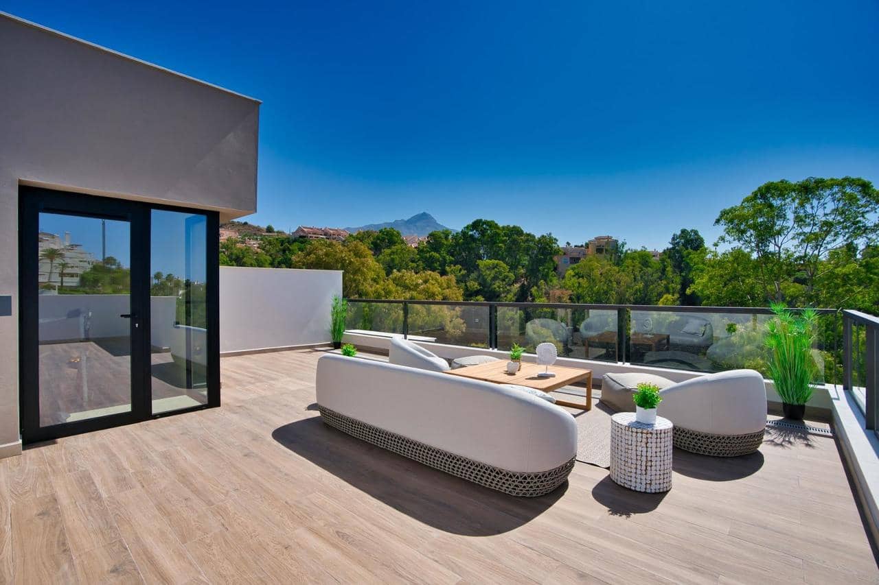 3 soveværelse Penthouse til salg i Marbella med swimmingpool garage - € 950.000 (Ref: 8619603)