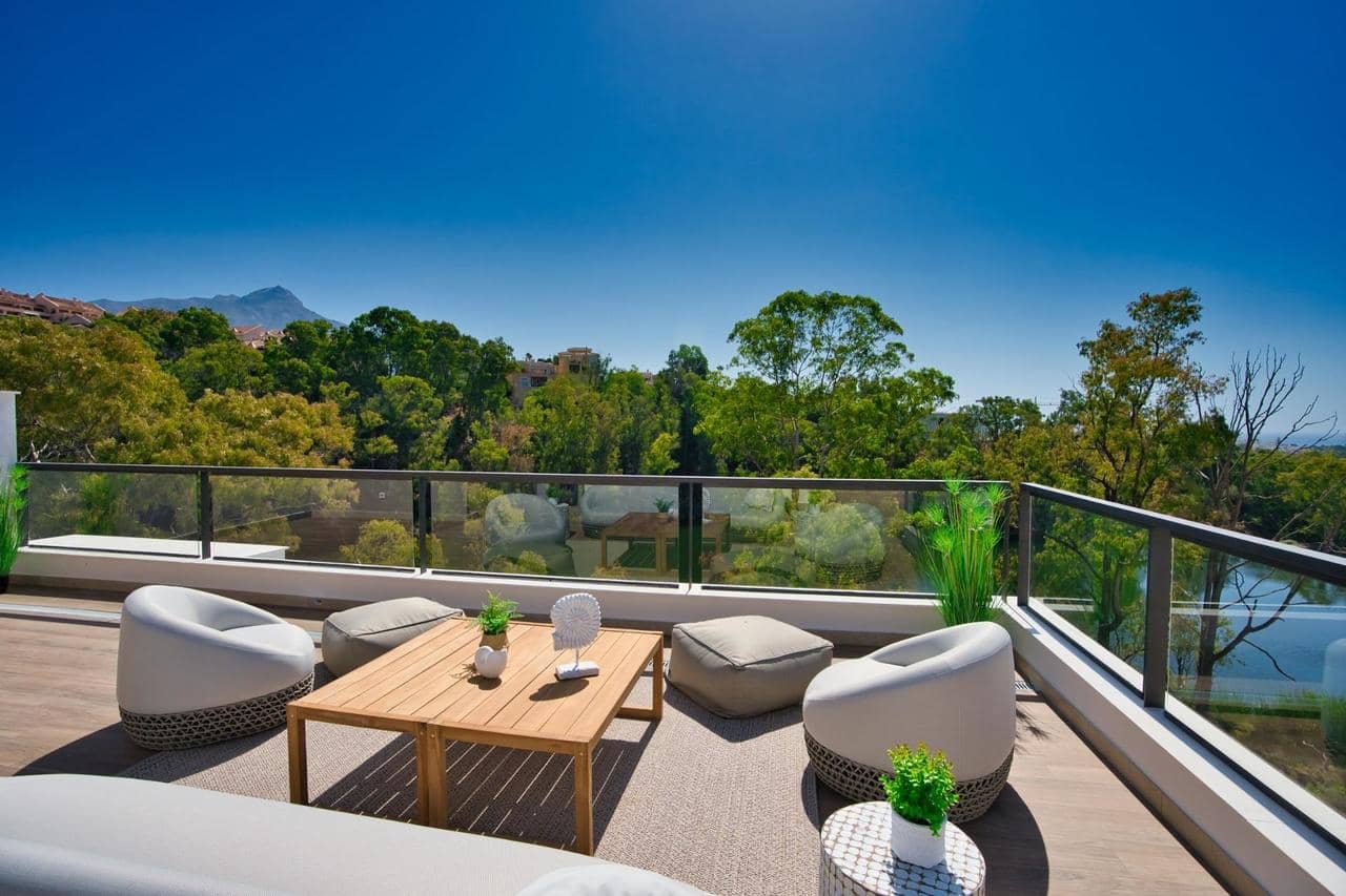 3 soveværelse Penthouse til salg i Marbella med swimmingpool garage - € 950.000 (Ref: 8619603)