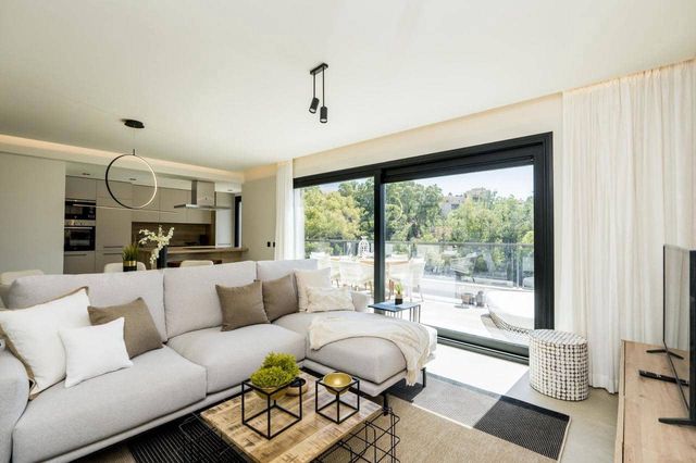 3 sovrum Lägenhet till salu i Casco Antiguo, Marbella med pool garage - 950 000 € (Ref: 8619604)
