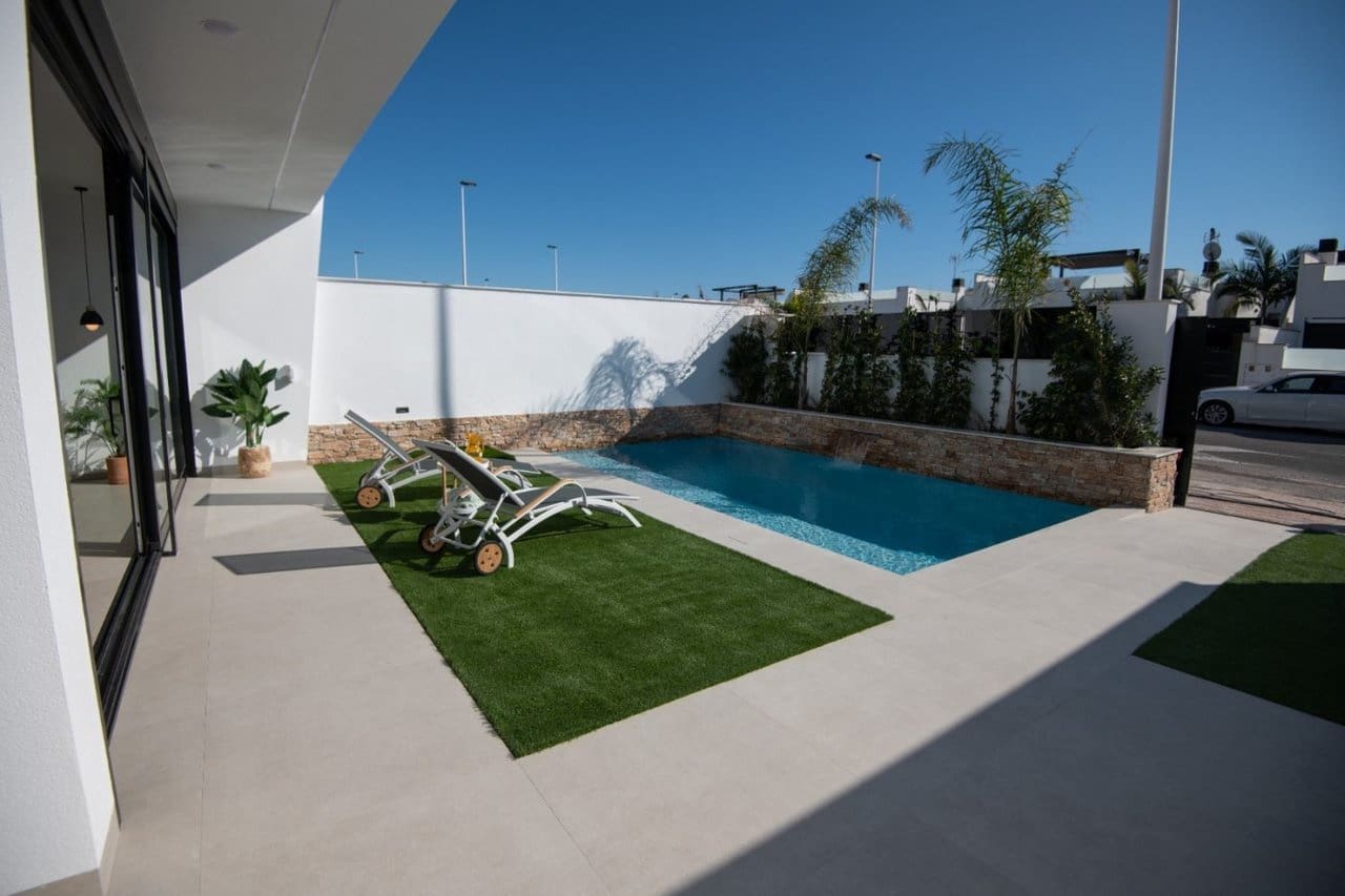 3 soverom Hus til salgs i Santiago de la Ribera med svømmebasseng garasje - € 595 000 (Ref: 8624917)