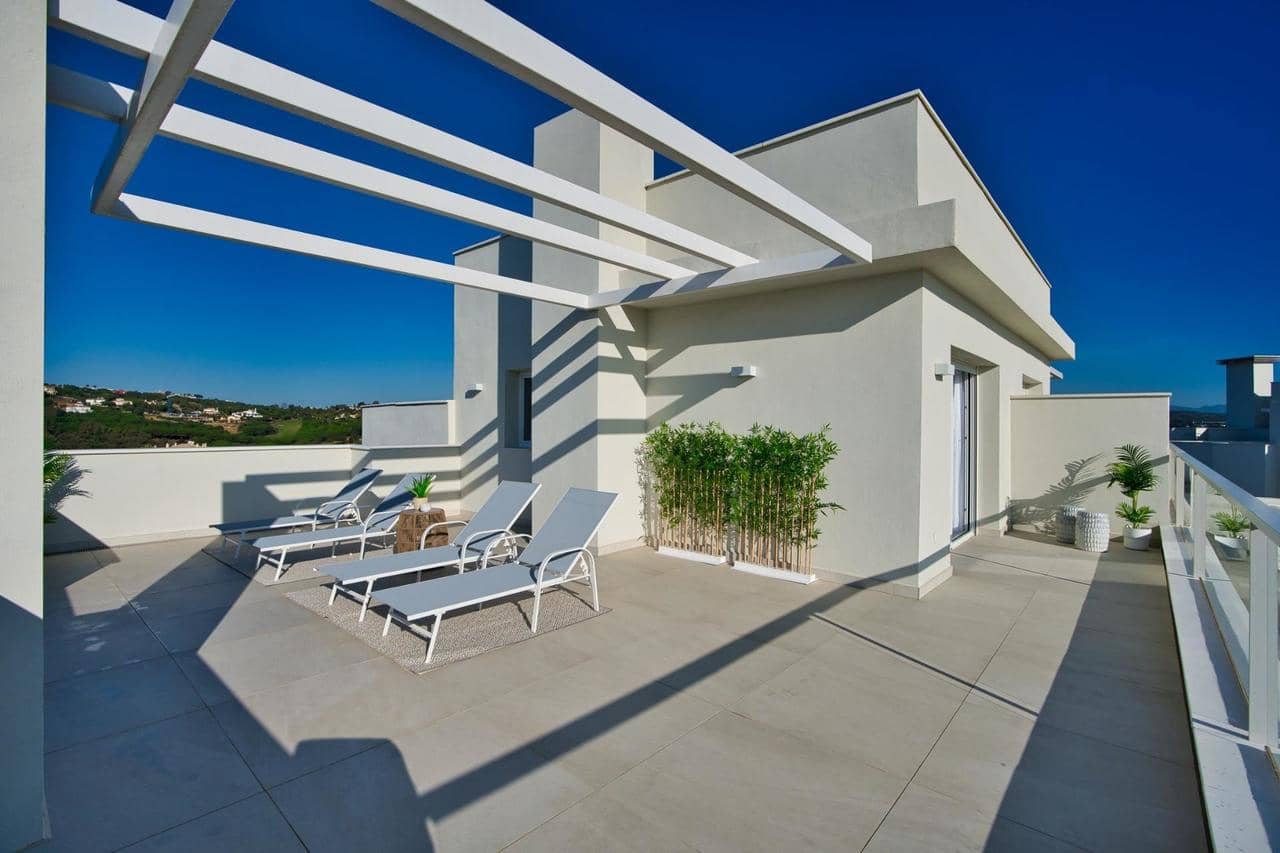 3 Zimmer Apartment zu verkaufen in Sotogrande mit Pool Garage - 640.000 € (Ref: 8625507)