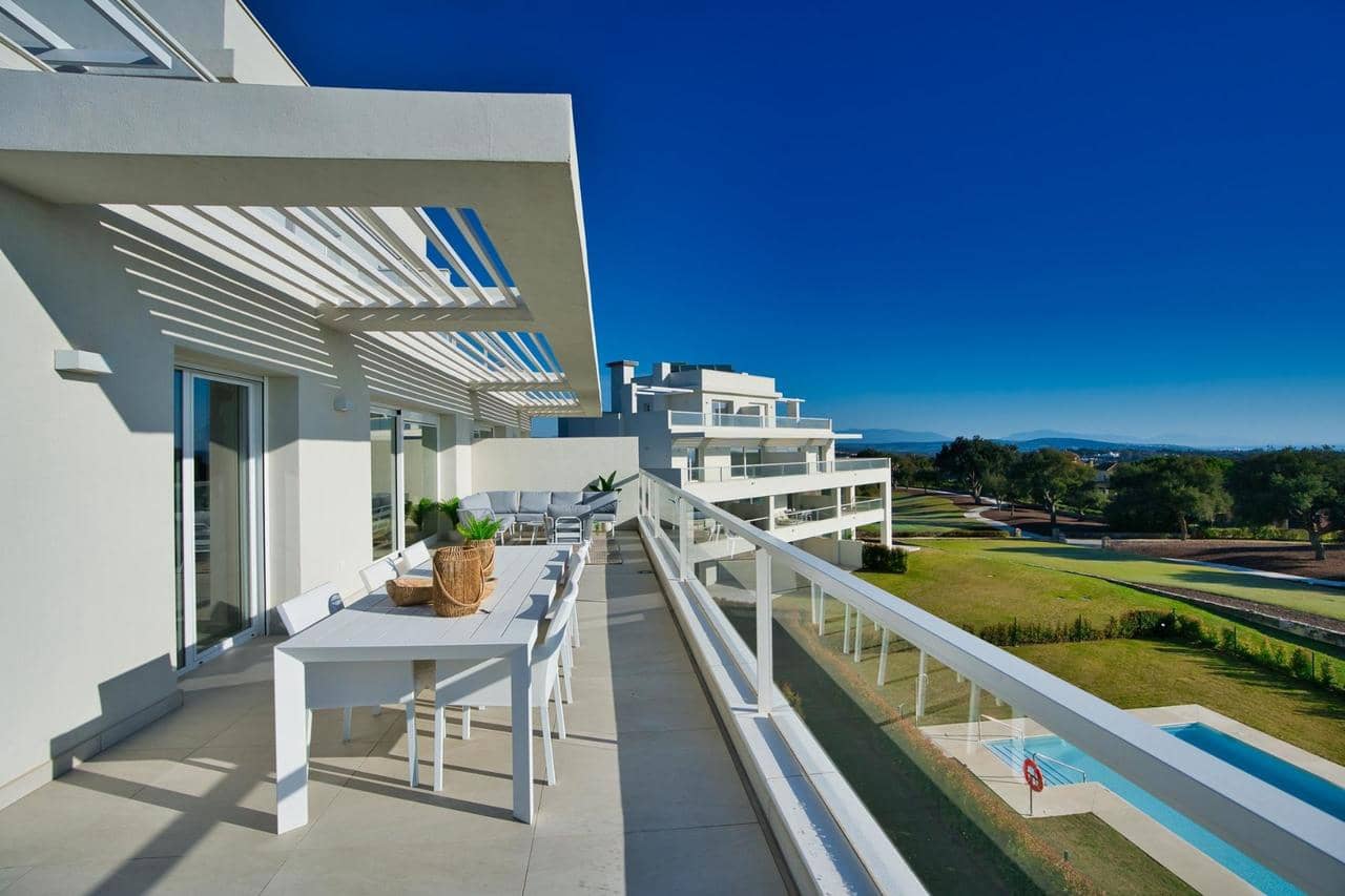 3 Zimmer Apartment zu verkaufen in Sotogrande mit Pool Garage - 640.000 € (Ref: 8625507)