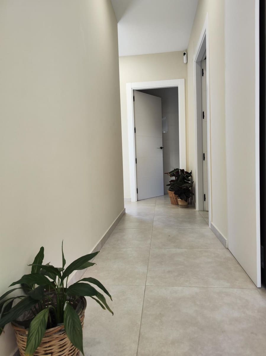 3 Zimmer Villa zu verkaufen in Pinoso mit Pool - 280.000 € (Ref: 8635468)