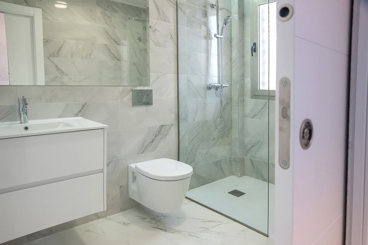 4 slaapkamer Villa te koop in Orihuela Costa met zwembad - € 488.000 (Ref: 8637559)