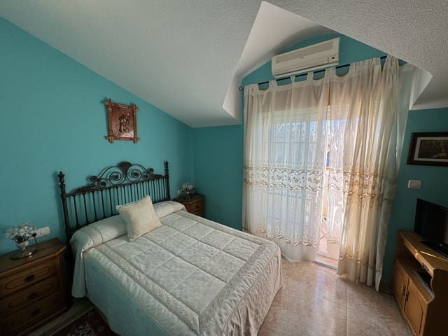 3 Zimmer Villa zu verkaufen in Santiago de la Ribera, San Javier mit Pool - 180.000 € (Ref: 8647757)