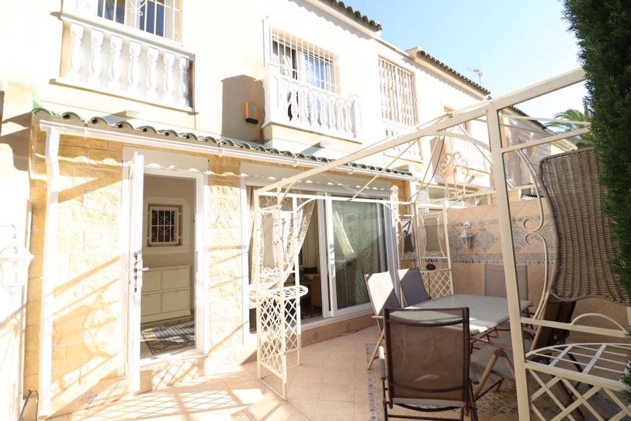 5 sypialnia Willa na sprzedaż w Torrevieja z basenem - 220 000 € (Ref: 8647768)