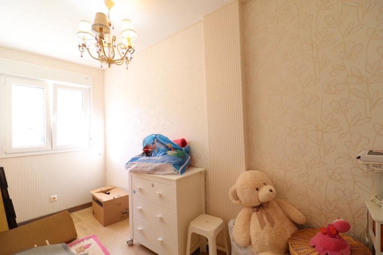 5 sypialnia Willa na sprzedaż w Torrevieja z basenem - 220 000 € (Ref: 8647768)