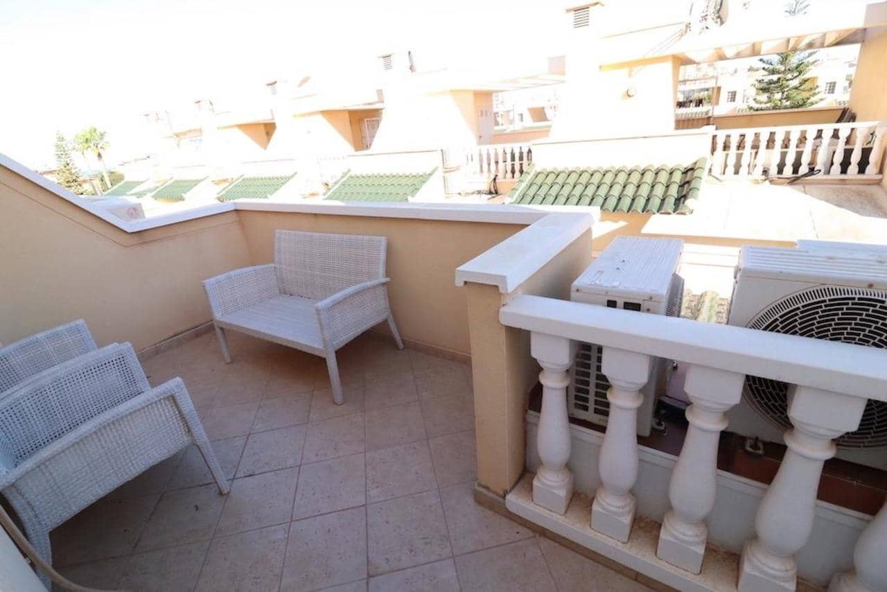 5 sypialnia Willa na sprzedaż w Torrevieja z basenem - 220 000 € (Ref: 8647768)