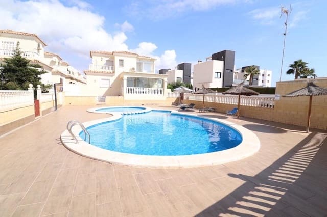 2 camera da letto Villa in vendita in Dehesa de Campoamor, Orihuela con piscina - 205.000 € (Rif: 8647774)