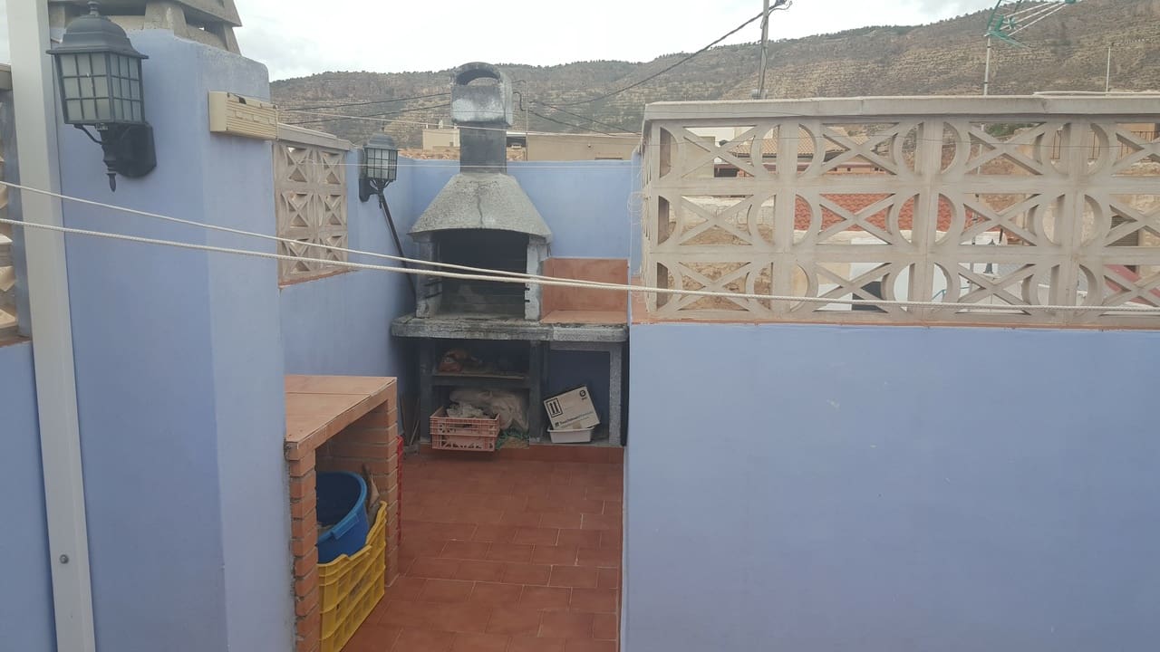 3 soverom Hus til salgs i Alhama de Murcia med garasje - € 110 000 (Ref: 8647803)