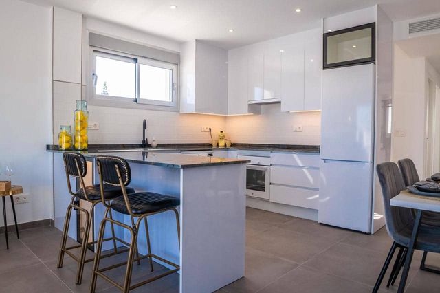 3 soverom Villa til salgs i Centro, Los Alcázares med svømmebasseng garasje - € 439 000 (Ref: 8683620)