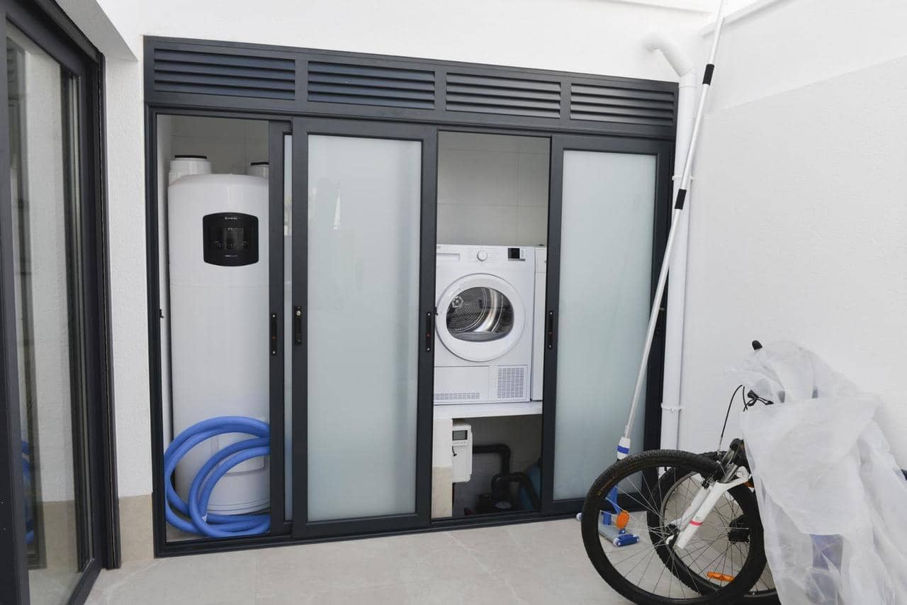 3 Zimmer Villa zu verkaufen in San Pedro del Pinatar mit Pool - 439.000 € (Ref: 8683622)