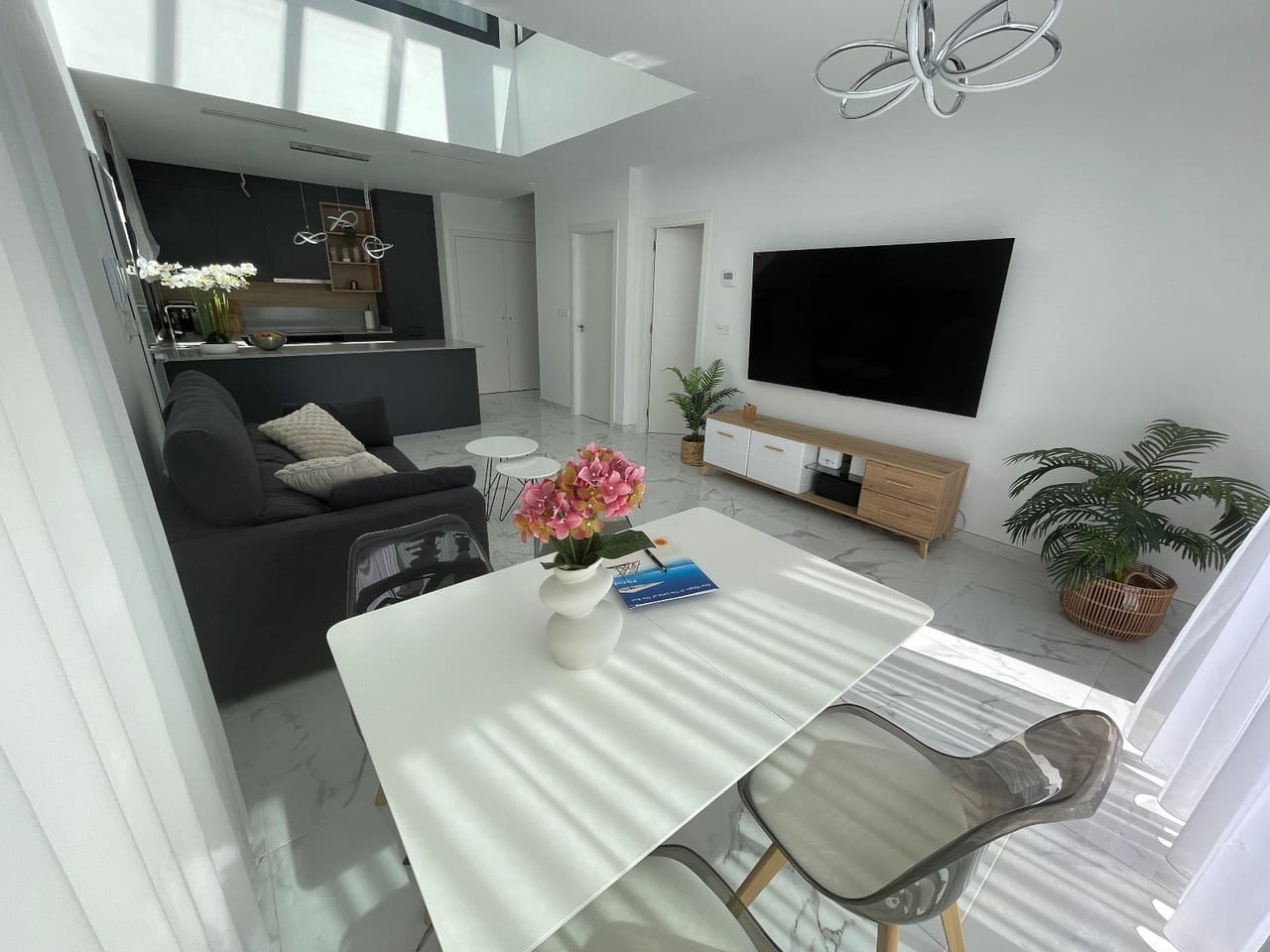 3 Zimmer Villa zu verkaufen in Los Montesinos mit Pool - 389.000 € (Ref: 8716754)