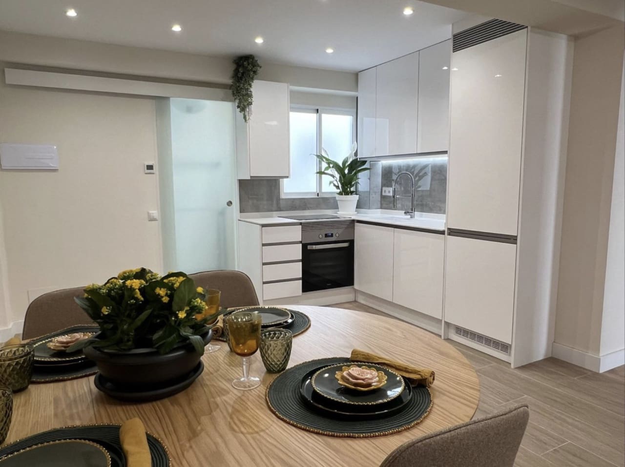 3 makuuhuone Huoneisto myytävänä paikassa Marbella mukana 
autotalli - 290 000 € (Ref: 8716764)